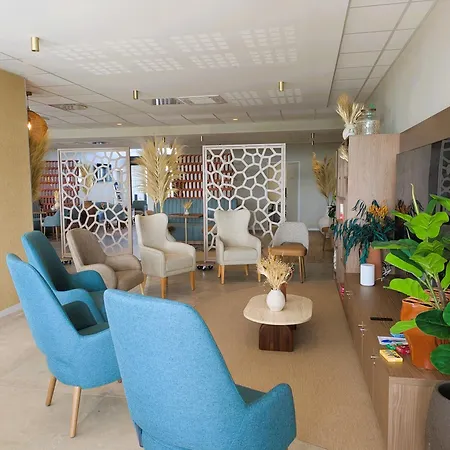 Résidence De Apartamento *